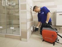 Электромеханическая прочистка душевой кабины